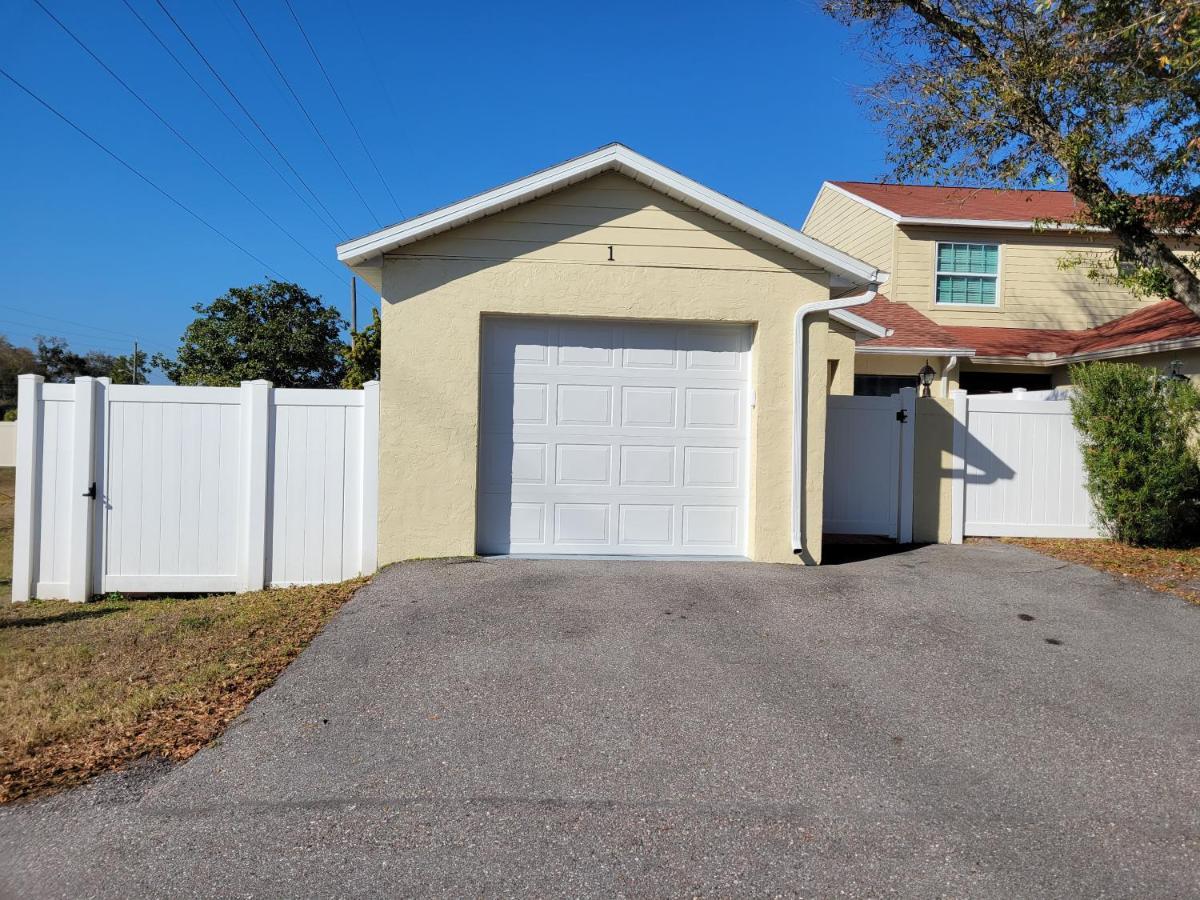 Beautiful Townhouse Easy Access To Everything. Villa Clearwater Eksteriør bilde